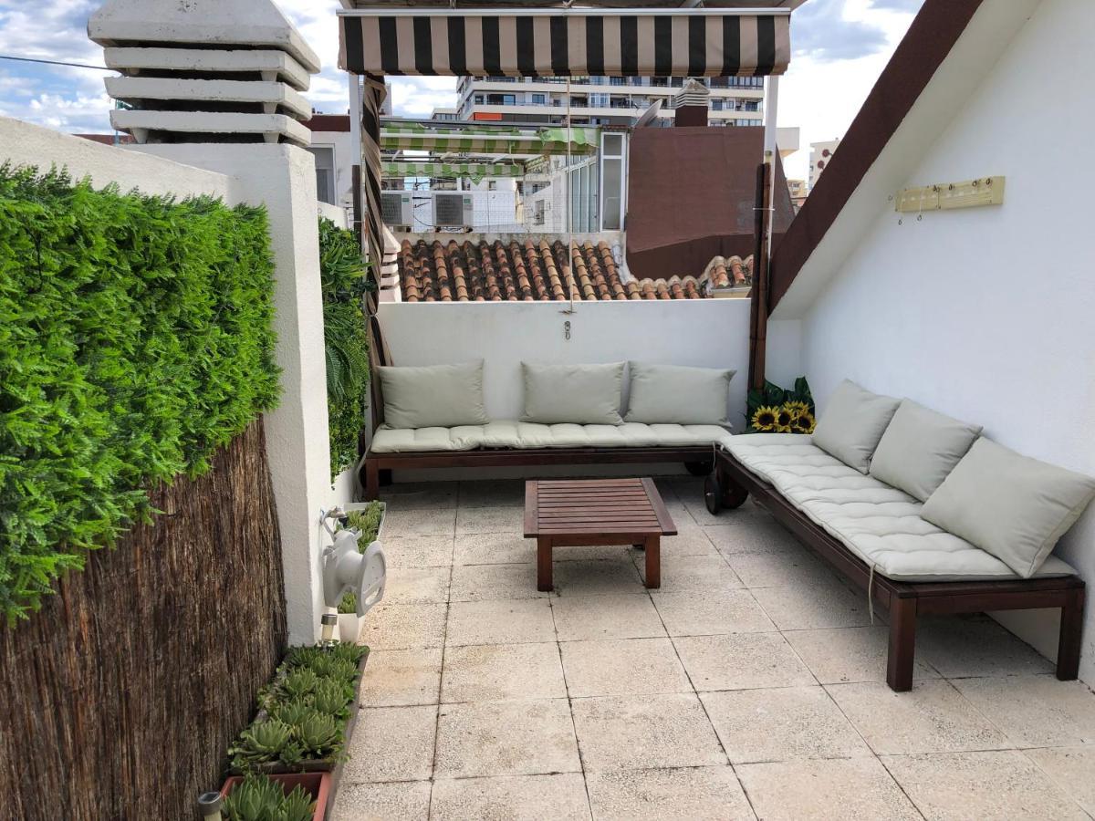 El Cortijuelo: Seaside Triplex with Rooftop Terrace Torremolinos Exterior photo