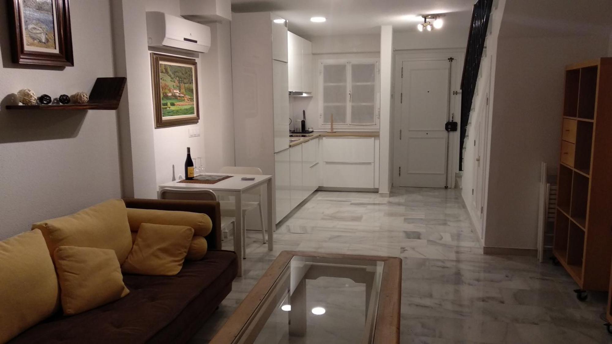 El Cortijuelo: Seaside Triplex with Rooftop Terrace Torremolinos Exterior photo
